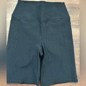 Skechers Stretched Ribbed Bike shorts. Woman’s size small.